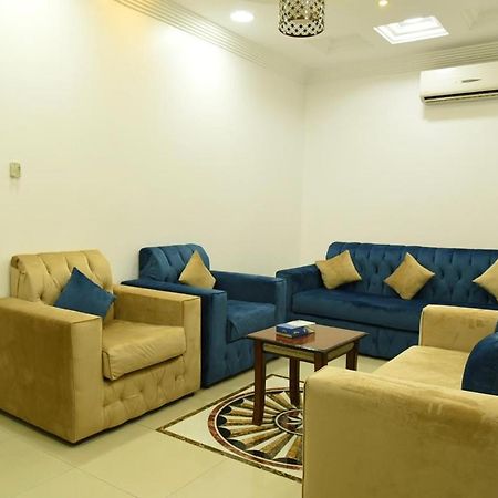 شقق جنان المفروشة Jenaan Apartments นาจราน ภายนอก รูปภาพ